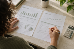 Um roteiro para comparar ETFs com pouco dinheiro
